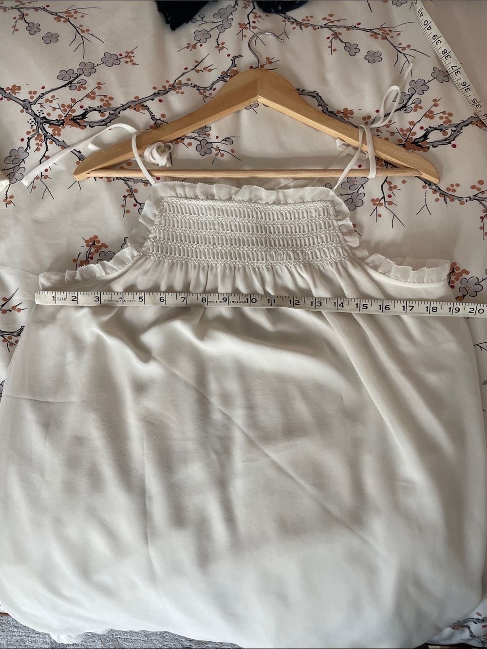 Wilfred Cathedral Smocked Spaghetti Strap Dress in Cream Size S. NWOT - Picture 6 of 11